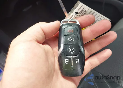 2016 Ford Mustang V6 z USA, uszkodzony, nr VIN 1FA6P8AM5G5271029